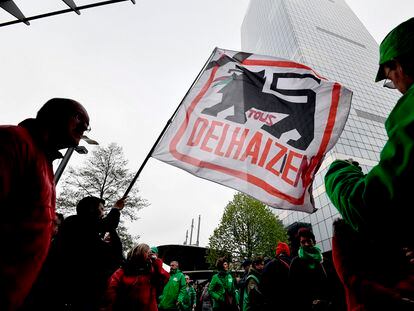 Protestas en Bruselas (Bélgica) contra el plan de franquiciar los supermercados Delhaize, el pasado 23 de abril.