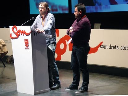 Camil Ros y Mat&iacute;as Carnero durante la presentaci&oacute;n de su candidatura.