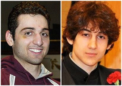 Combo de fotograf&iacute;as de Tamerlan Tsarnaev (izda) y su hermano Dzhokhar, de posible origen checheno, sospechosos de los atentados del marat&oacute;n de Boston.