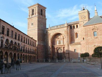 Plaza mayor de Villanueva de los Infantes.