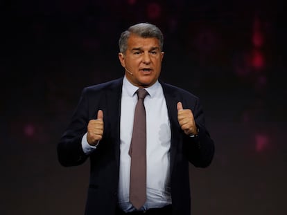 El presidente del FC Barcelona, Joan Laporta, durante su intervención en la jornada inaugural de Mobile World Congress.