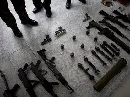 Armas confiscadas durante un operativo en Reynosa (México).
