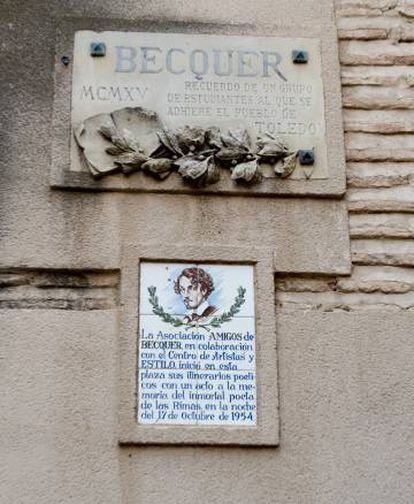Placa en honor a Bécquer en la plaza de Santo Domingo el Real, en Toledo.