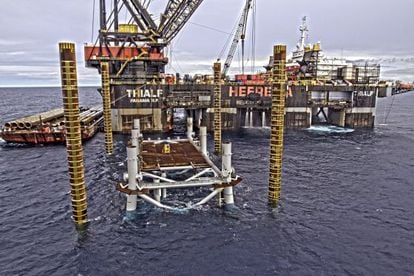 La plataforma del proyecto Castor, en la costa de Vinaròs.