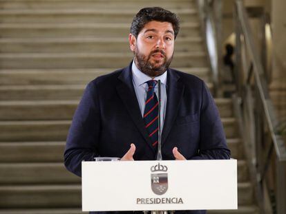 El presidente de la Región de Murcia, Fernando López Miras, comparece para informar de la composición del nuevo Ejecutivo regional este miércoles en Murcia.