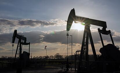 El embargo al petróleo ruso por la guerra en Ucrania es uno de los factores que puede agravar de la caída del crecimiento mundial, según la OCDE