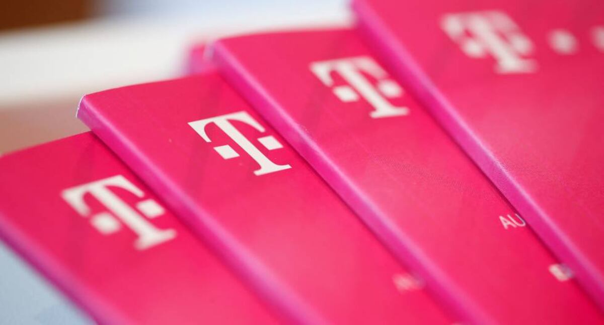 Deutsche Telekom vende el 51 de sus torres en Alemania y Austria por 17.500 millones Empresas