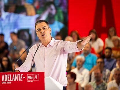 Pedro Sánchez, en el acto de arranque de campaña en el Pabellón de Convenciones de la Casa de Campo de Madrid, el jueves.