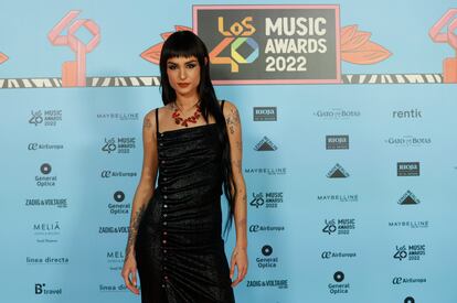 La cantante Natalia Lacunza, nominada al premio a Mejor álbum y a Mejor colaboración (con Leiva), empezará en breve su gira por salas. “Tengo compuestas muchísimas más canciones así que esto no va a parar. En nada empezaré a preparar el próximo proyecto”.
