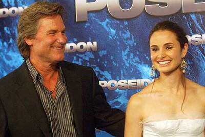 Kurt Russell y Mia Maestro, intérpretes de <i>Poseidón,</i> en la presentación del filme en Barcelona.