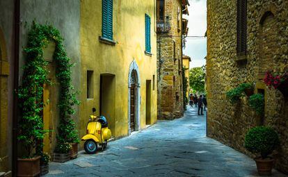 Una calle de la villa de Pienza, en la Toscana (Italia). 