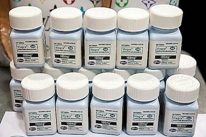 Botes de Viagra falsificada.