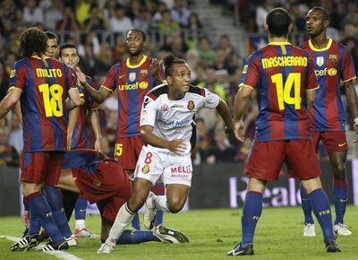 Nsue celebra el tanto que consiguió en el Camp Nou en la primera vuelta.