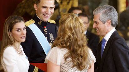 Recepci&oacute;n en el Palacio Real de los nuevos reyes.