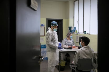 Zona covid del centro de atención primaria del barrio del Raval de Barcelona.