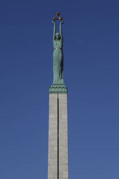 Milda, el Monumento a la Libertad en Riga.