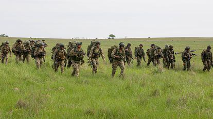 Soldados alemanes y holandeses en unas maniobras de la OTAN.