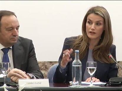 La princesa Letizia: “No es lo mismo decir reestructuración que recortes”