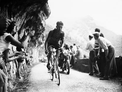 Bahamontes, en el Tour de 1954.