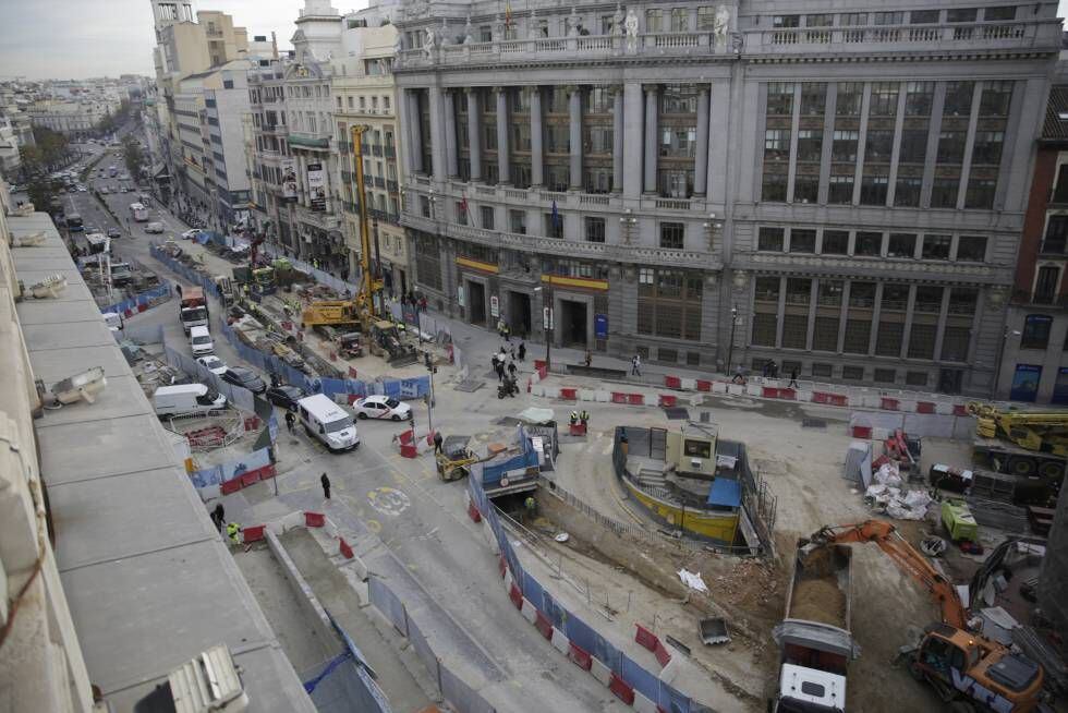 Los trabajos en el entorno de Canalejas, tanto de una promotora privada como de Metro de Madrid.