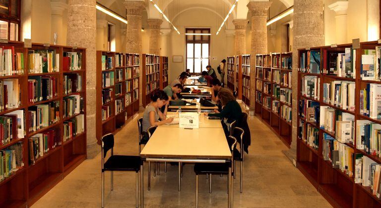 Las bibliotecas del Gobierno gestionadas por la Generalitat valenciana no han comprado ni un libro en cinco meses