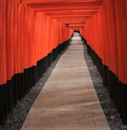 Arcada del templo Fushimi Inari, en Kioto.