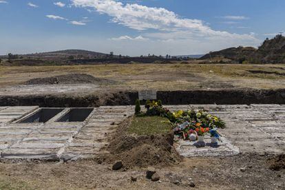 Una tumba en la ampliación del cementerio de Irapuato.