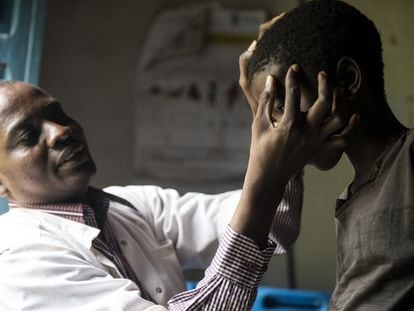 El doctor Florent Mbo, especialista en enfermedades tropicales olvidadas en República Democrática del Congo, en una imagen de archivo.