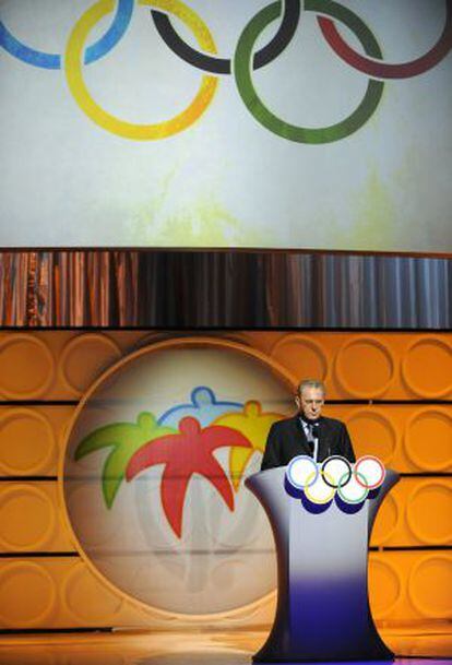 Jacques Rogge, presidente del Comité Olímpico Internacional, en la inauguración de la quinta conferencia mundial sobre Mujer y Deporte, en Los Ángeles.