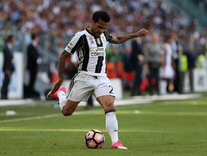 Alves, durante un partido de esta temporada en la Serie A.