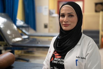La fisioterapeuta Rula Marahfeh, en el hospital de MSF en la capital de Jordania.