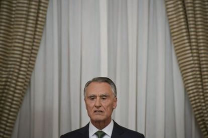 El presidente Cavaco Silva se dirige a la nación.