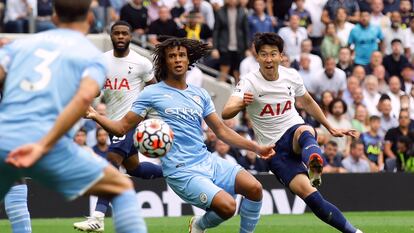 Son marca el gol de la victoria del Tottenham ante el Manchester City en la primera jornada de la Premier League este domingo.