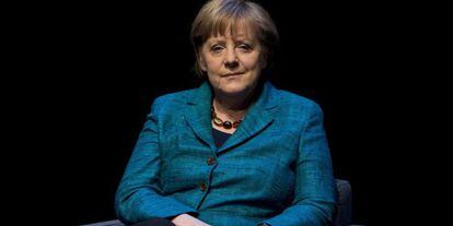 La canciller Angela Merkel es entrevistada el jueves en un acto público en Berlín.