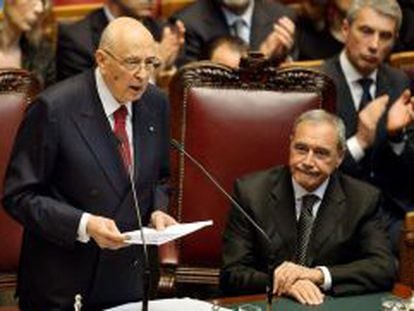 Giorgio Napolitano jura su cargo tras ser reelegido presidente de Italia, esta tarde, en Roma.