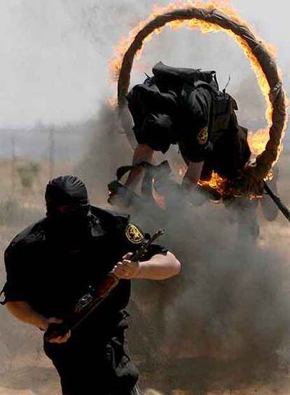 Milicianos de la Yihad Islámica se entrenan ayer en la ciudad de Gaza.