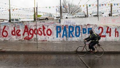 Una pintada de la huelga general en Uruguay. 