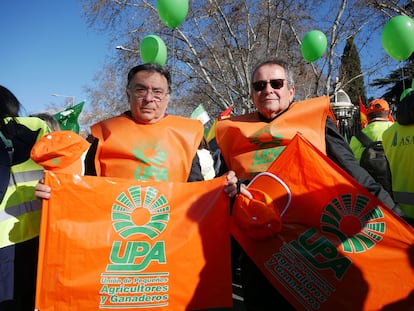 Desde la izquierda, Juan Plata y Jorge Pelayo, agricultores de las Islas Canarias.
