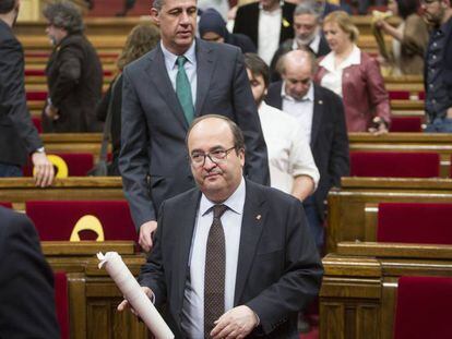 Iceta i García Albiol durant un Ple en el Parlament.