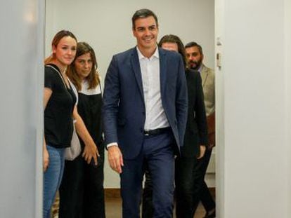 Pedro Sánchez intenta forzar a Iglesias pero no teme una vuelta a las urnas
