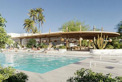 Piscina del hotel Kimpton Aysla Mallorca, situado en Santa Ponsa y operado por IHG.