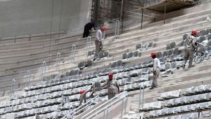 Operarios, en el estadio de Curitiba