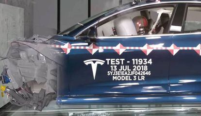 Tesla Crash Test.