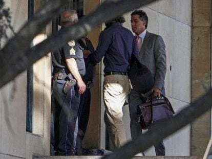 El juez Daniel Rafecas, entrando a la Corte Federal