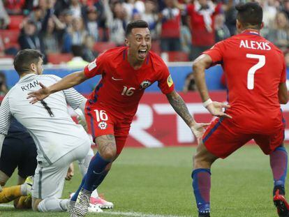 El chileno Martín Rodríguez celebra un gol frente a Australia