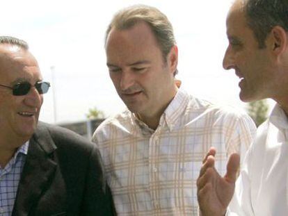 Carlos Fabra, Alberto Fabra y Francisco Camps, en una acto electoral en mayor del 2007. 