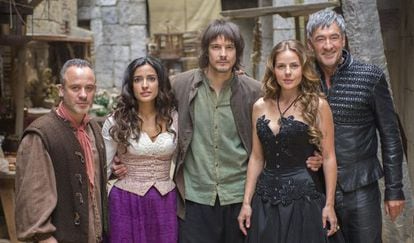 Los protagonistas de la serie 'Águila Roja'.
