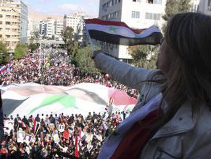 Simpatizantes de Bachar el Asad se manifiestan en Damasco.