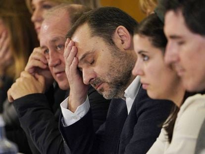 Ábalos, con socialistas gallegos este sábado. En vídeo, declaraciones de la Ministra de Trabajo este lunes en Telecinco.