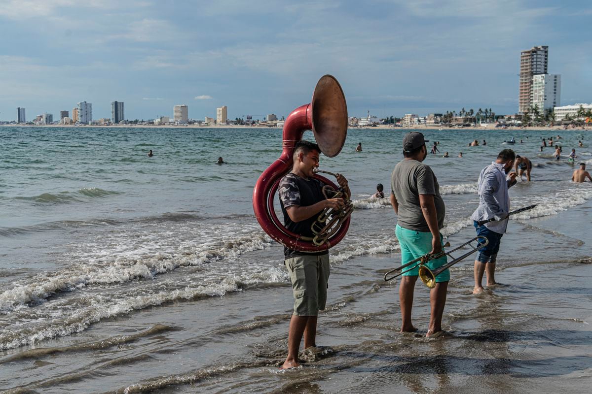 El debate por las bandas en Mazatlán